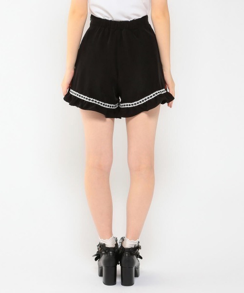 LODISPOTTO（ロディスポット）の「フリルフルガーリーショートパンツ（その他パンツ・レディース・ブラック/ネイビー・MEDIUM）」の12枚目の写真