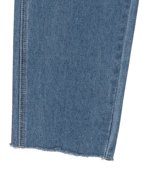 SPINNS（スピンズ）の「デニムストレートパンツ（デニムパンツ・レディース・ブルー/サックスブルー/インディゴブルー・S/M）」の14枚目の写真