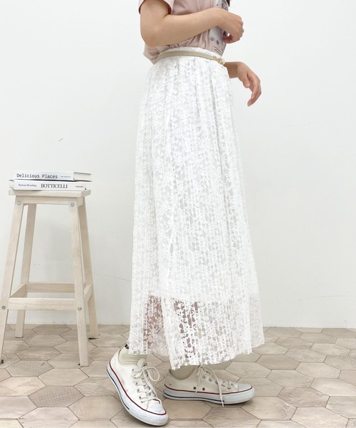 apres jour（アプレジュール）の「レースプリーツスカート【ZOZOTOWN限定アイテム】（スカート・レディース・ブラック/オフホワイト/ピンクベージュ・X-LARGE/MEDIUM/SMALL）」の6枚目の写真