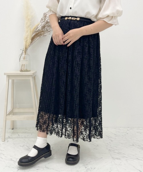 apres jour（アプレジュール）の「レースプリーツスカート【ZOZOTOWN限定アイテム】（スカート・レディース・ブラック/オフホワイト/ピンクベージュ・X-LARGE/MEDIUM/SMALL）」の15枚目の写真