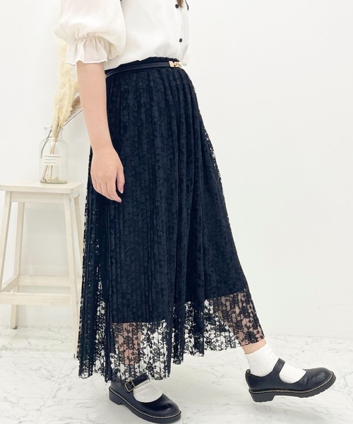 apres jour（アプレジュール）の「レースプリーツスカート【ZOZOTOWN限定アイテム】（スカート・レディース・ブラック/オフホワイト/ピンクベージュ・X-LARGE/MEDIUM/SMALL）」の16枚目の写真