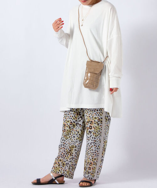 NOLLEY’S（ノーリーズ）の「【Laboratorio Mariucci/ ラボラトリオマリウッチ>スマホポシェット（ボディバッグ/ウエストポーチ・レディース・ベージュ/ブラウン/オリーブ・FREE）」の9枚目の写真