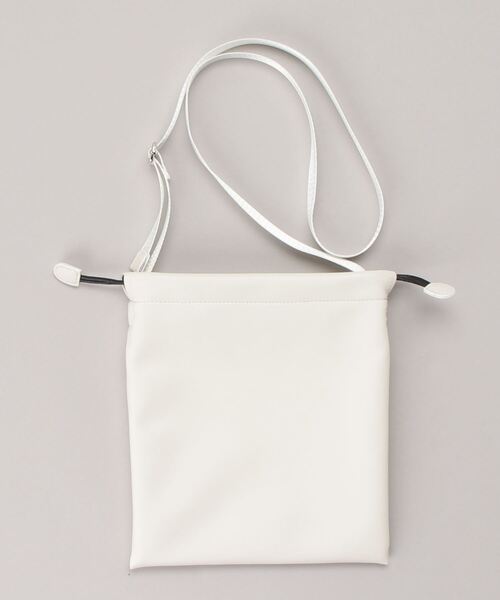 NUMBER (N)INE（ナンバーナイン）の「【NUMBER (N)INE】サスティナブル ハイグレードレザー巾着ショルダーバッグ（ショルダーバッグ・メンズ・ホワイト/ブラック/グレー/キャメル・FREE）」の17枚目の写真