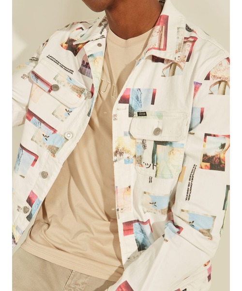 Guess（ゲス）の「Collage Print Denim Jacket（デニムジャケット・メンズ・ホワイト・SMALL/MEDIUM/X-LARGE/LARGE）」の5枚目の写真