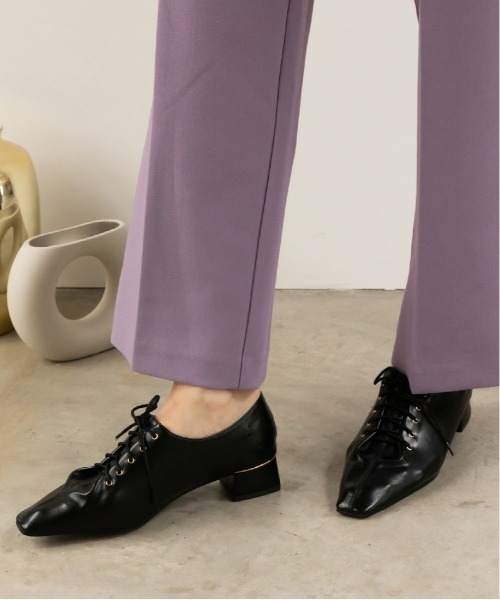 RANDA(ランダ)の「ソフト ギャザーレースアップシューズ(ドレスシューズ・レディース・ブラック/アイボリー/ダークベージュ・LL/M/L/S)」の6枚目の写真