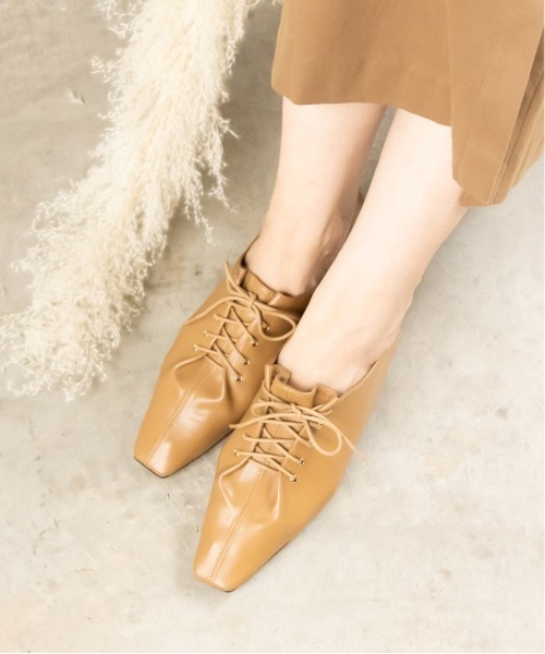 RANDA(ランダ)の「ソフト ギャザーレースアップシューズ(ドレスシューズ・レディース・ブラック/アイボリー/ダークベージュ・LL/M/L/S)」の21枚目の写真