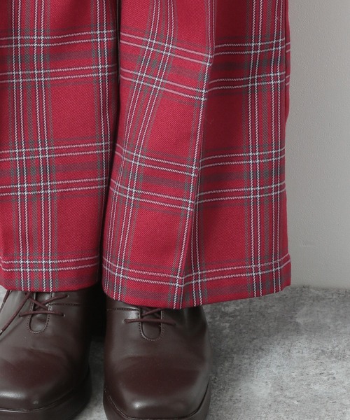 Heather(ヘザー)の「スリムフィットガラフレアパンツ2 228814(スラックス・レディース・グレー系その他/ブルー系その他/レッド系その他・S/M/XS)」の14枚目の写真