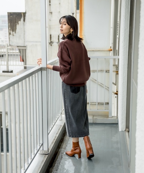 RIVE DROITE（リヴドロワ）の「気軽に遊び心を取り入れたい　H.V.N.Pロゴニット（ニット/セーター・レディース・ブラック/ブラウン・FREE）」の4枚目の写真