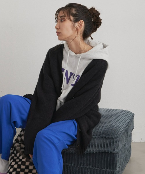 Auntie Rosa Holiday（アンティローザホリデー）の「モヘアライクカラーVネックカーディガン（カーディガン/ボレロ・レディース・ブラック/オレンジ/ブルー/グリーン/アイボリー/ピンク/ライトブルー/ライトグレー・FREE）」の15枚目の写真