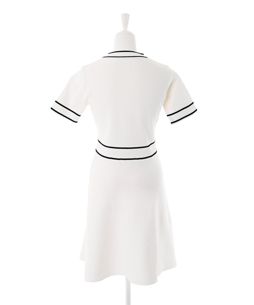 Narcissus(ナルシス)の「【Narcissus WEBSTORE 限定商品】ラインニットワンピース(ワンピース・レディース・ホワイト/ブラック・FREE)」の8枚目の写真