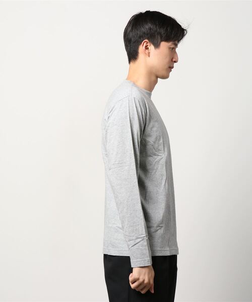 Champion(チャンピオン)の「Champion チャンピオン ワンポイント ロゴ刺繍 ロングスリーブTシャツ(Tシャツ/カットソー・メンズ・グレー/ネイビー/ホワイト/ブラック・L/M/XL)」の5枚目の写真