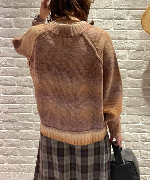 AS KNOW AS PINKY(アズノゥアズピンキー)の「だんだん染まりゆくニットプルオーバー(ニット/セーター・レディース・レインボー/ピンク系その他/オレンジ系その他・FREE)」の2枚目の写真