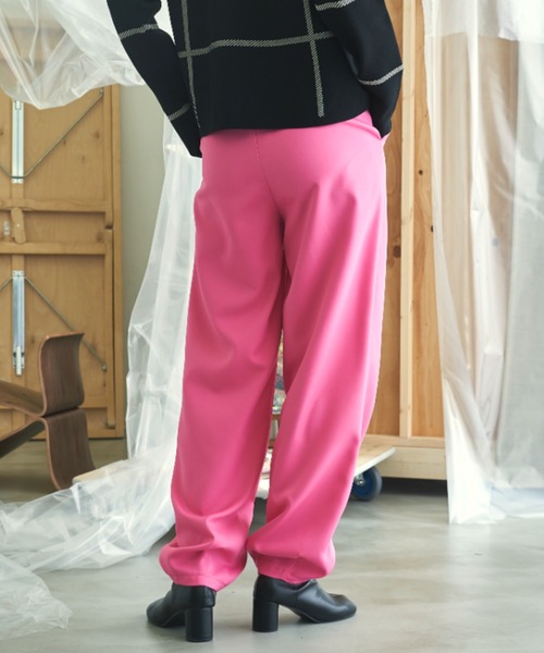 VACANCY(ヴァカンシー)の「コクーンスラックスパンツ(その他パンツ・レディース・イエロー/ピンク/ブラック・SMALL/MEDIUM/TALL/MEDIUM)」の20枚目の写真