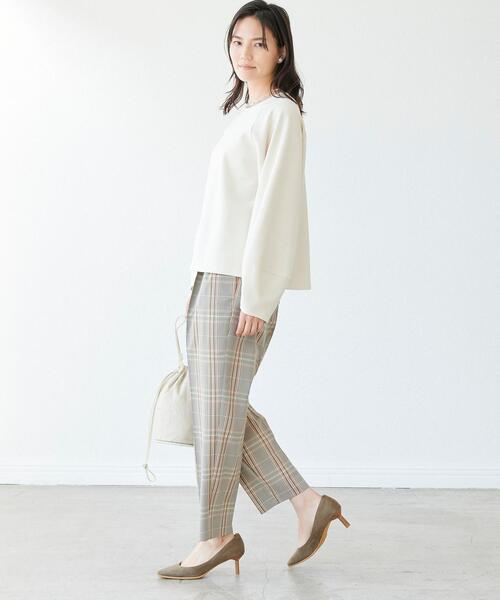 green label relaxing(グリーンレーベルリラクシング)の「ポンチ コクーン スリーブ プルオーバー カットソー(Tシャツ/カットソー・レディース・ベージュ/オフホワイト/ライム・FREE)」の6枚目の写真