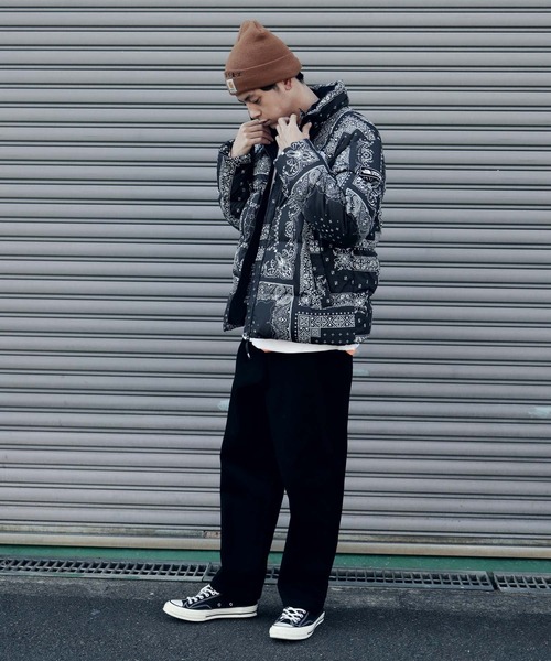 THE NORTH FACE（ザノースフェイス）の「【ユニセックスで着用可能】THE NORTH FACE / ノースフェイス NOVELTY LOFTY DOWN JACKET ダウンジャケット バンダナ柄（ダウンジャケット/コート・メンズ・ブラック・SMALL/MEDIUM/LARGE/X-LARGE）」の17枚目の写真