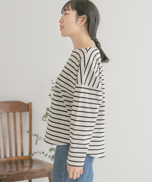 ITEMS URBANRESEARCH(アイテムズ アーバンリサーチ)の「バスクボーダーロングTシャツ(Tシャツ/カットソー・レディース・パープル/グリーン/ブラック・FREE)」の15枚目の写真