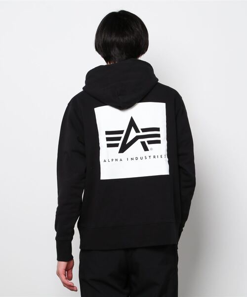 Alpha Industries（アルファインダストリーズ）の「ALPHA /アルファ Ａマーク/ボックスロゴフーディー（パーカー・メンズ・グレー/ブラック/ブラック系その他2・L/M/XL）」の8枚目の写真