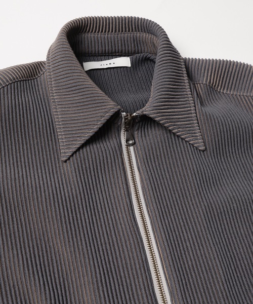 Jieda（ジエダ）の「RIPPLE ZIP JACKET（ジャージ・メンズ・ブラック/グレイッシュベージュ・1/2）」の4枚目の写真