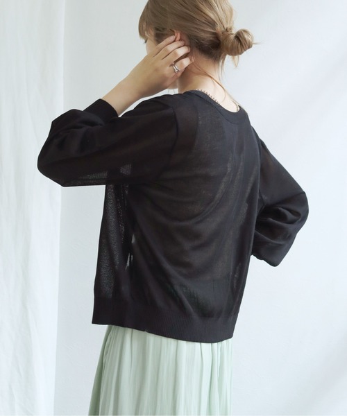 HER CLOSET（ハークローゼット）の「【shemoshelly】WEB限定 クルーネックシアーカーディガン（ニット/セーター・レディース・ライトグレー/ブラック/オフホワイト/モスグリーン/ラベンダー/ピンクベージュ/グリーン/ブルー/ピンク・M）」の18枚目の写真