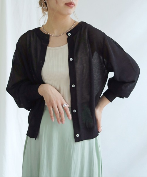 HER CLOSET（ハークローゼット）の「【shemoshelly】WEB限定 クルーネックシアーカーディガン（ニット/セーター・レディース・ライトグレー/ブラック/オフホワイト/モスグリーン/ラベンダー/ピンクベージュ/グリーン/ブルー/ピンク・M）」の19枚目の写真