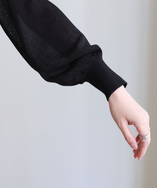 HER CLOSET（ハークローゼット）の「【shemoshelly】WEB限定 クルーネックシアーカーディガン（ニット/セーター・レディース・ライトグレー/ブラック/オフホワイト/モスグリーン/ラベンダー/ピンクベージュ/グリーン/ブルー/ピンク・M）」の10枚目の写真