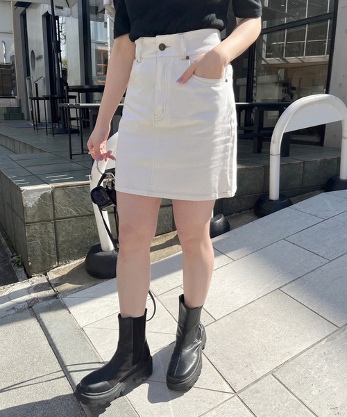 OLIVE des OLIVE(オリーブデオリーブ)の「デニムミニスカート(スカート・レディース・ブラック/オフホワイト/ワンウォッシュ・FREE)」の7枚目の写真