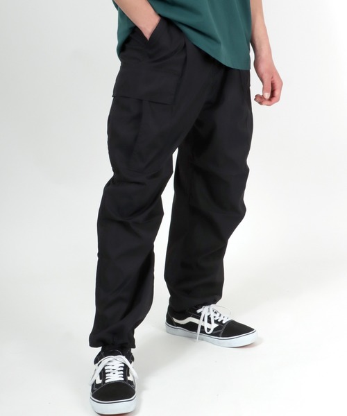 Salong hameu（サロン ハミュー）の「ワイドシルエットカーゴパンツ/裾ドローコード タックワイドパンツ（カーゴパンツ・メンズ・ブラック/カーキオリーブ/オフホワイト・M/L）」の10枚目の写真