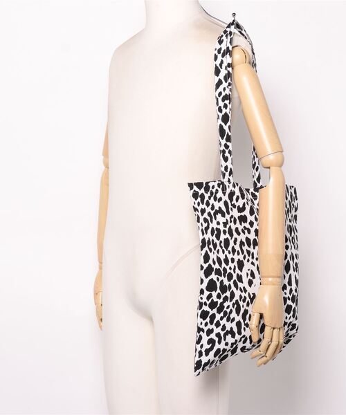 coca(coca)(コカ)の「Oui トートバッグ(トートバッグ・レディース・C/B/A・ONE SIZE)」の7枚目の写真