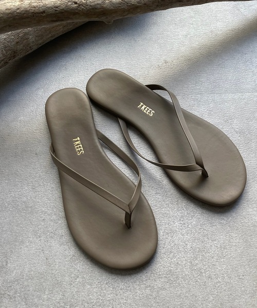 TKEES（ティキーズ）の「【TKEES/ティキーズ】LINERS トングサンダル（サンダル・レディース・グレイッシュベージュ・23/24/25）」の2枚目の写真
