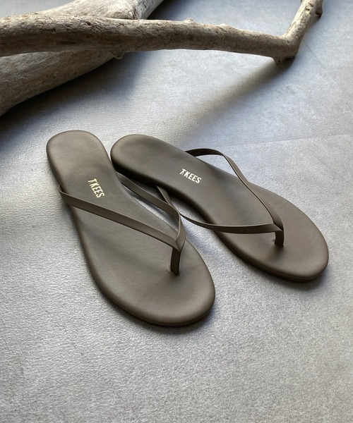 TKEES（ティキーズ）の「【TKEES/ティキーズ】LINERS トングサンダル（サンダル・レディース・グレイッシュベージュ・23/24/25）」の4枚目の写真