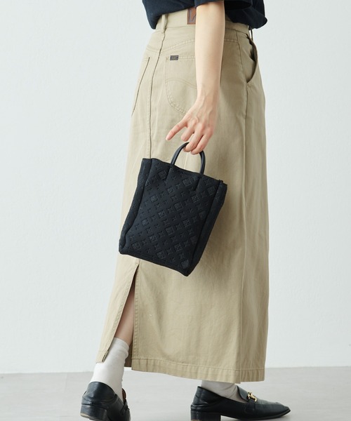 Daily russet(デイリー ラシット)の「ネオプレン2wayミニショッパーバッグ(ショルダーバッグ・レディース・ブラック/グレー/ブラウン・FREE)」の20枚目の写真
