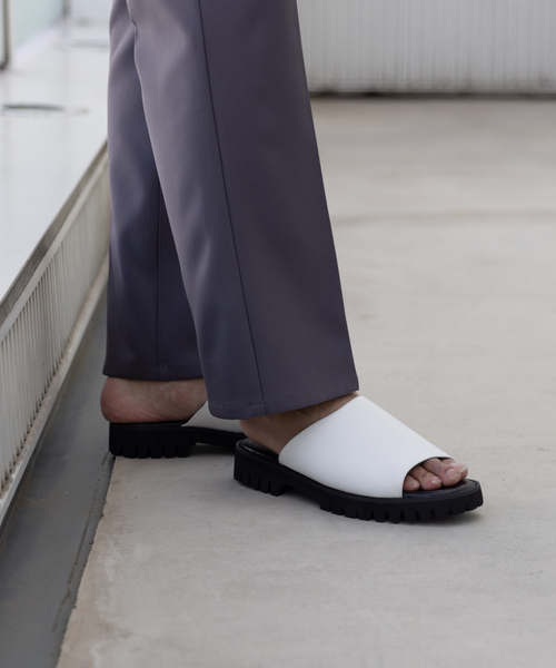 MYSELF ABAHOUSE(マイセルフアバハウス)の「厚底ネオレザーサンダル(サンダル・メンズ・ホワイト/ブラック・M/L/LL)」の1枚目の写真