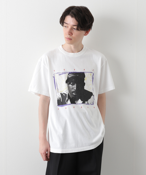 Insonnia PROJECTS(インソニアプロジェクト)の「【Insonnia Project / インソニア プロジェクト】TUPAC TEE 202(Tシャツ/カットソー・メンズ・ホワイト/ブラック・2/3)」の1枚目の写真