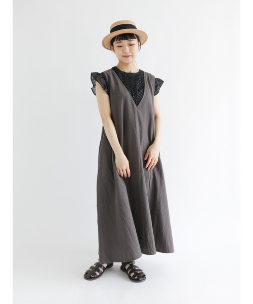 Samansa Mos2（サマンサ モスモス）の「深Vネックノースリワンピース（ワンピース・レディース・オフホワイト/ブルー/グリーン/チャコール・ﾌﾘ-）」の9枚目の写真