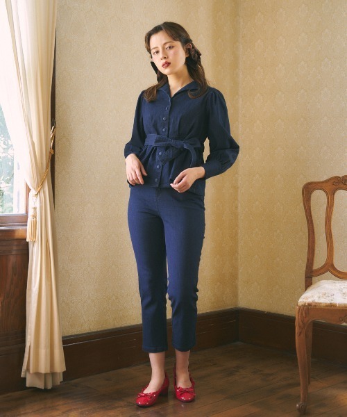 MIRO AMURETTE（ミロアミュレット）の「paris denim pants/チャーム付きデニムパンツ（デニムパンツ・レディース・ネイビー・SMALL/MEDIUM）」の17枚目の写真