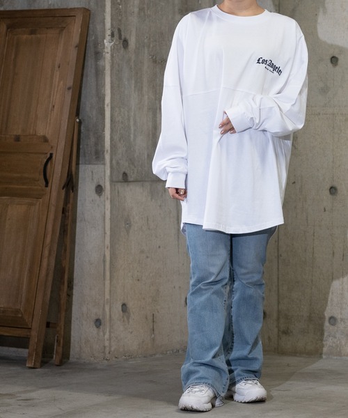 JOHN'S CLOSET(ジョンズクローゼット)の「【13】オーバーサイズ バックロゴ発砲プリント ロンT(Tシャツ/カットソー・メンズ・ホワイト/ブラック/ネイビー/レッド/オフホワイト/オレンジ/グリーン/ブラック系その他/ライトイエロー・MEDIUM/LARGE)」の14枚目の写真