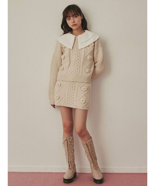 merry jenny（メリージェニー）の「flowerケーブルニット（ニット/セーター・レディース・ブラック/アイボリー/ピンク・FREE）」の4枚目の写真