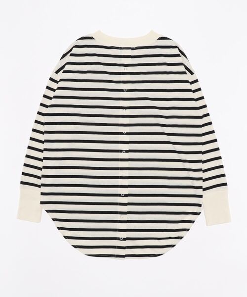 AZUL by moussy(アズールバイマウジー)の「BACK BUTTON LONG T/バックボタンロングTシャツ(Tシャツ/カットソー・レディース・ブラック/オフホワイト/ホワイト系その他・SMALL/MEDIUM)」の4枚目の写真