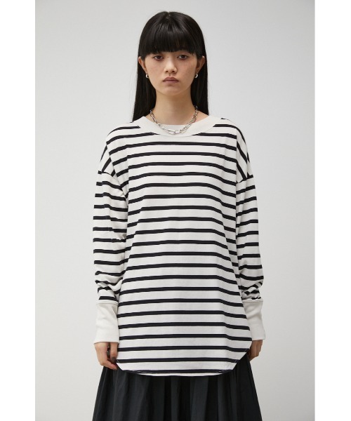 AZUL by moussy(アズールバイマウジー)の「BACK BUTTON LONG T/バックボタンロングTシャツ(Tシャツ/カットソー・レディース・ブラック/オフホワイト/ホワイト系その他・SMALL/MEDIUM)」の7枚目の写真
