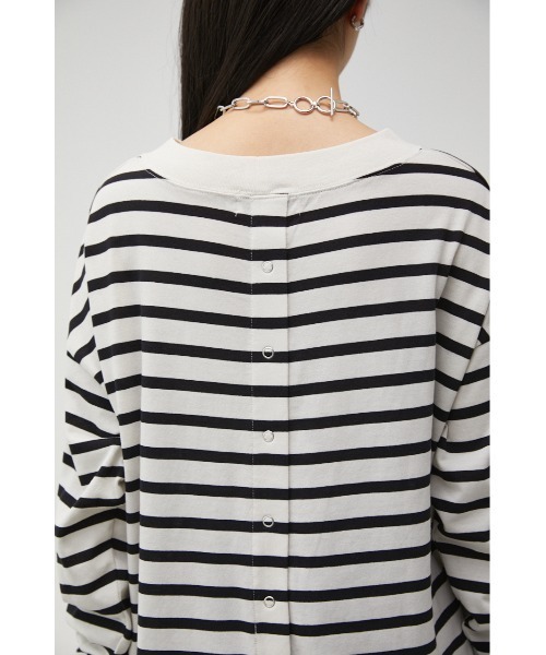 AZUL by moussy(アズールバイマウジー)の「BACK BUTTON LONG T/バックボタンロングTシャツ(Tシャツ/カットソー・レディース・ブラック/オフホワイト/ホワイト系その他・SMALL/MEDIUM)」の10枚目の写真