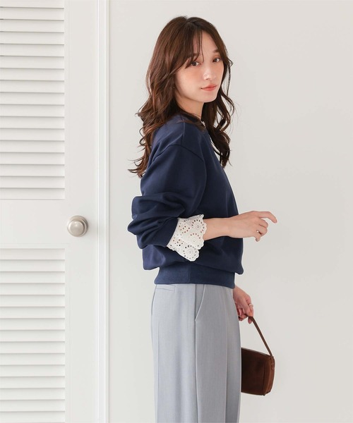 titivate(ティティベイト)の「コットンレースドッキングスウェット(スウェット・レディース・ブラック/グレー/ベージュ系その他/ネイビー・FREE/L/M)」の8枚目の写真