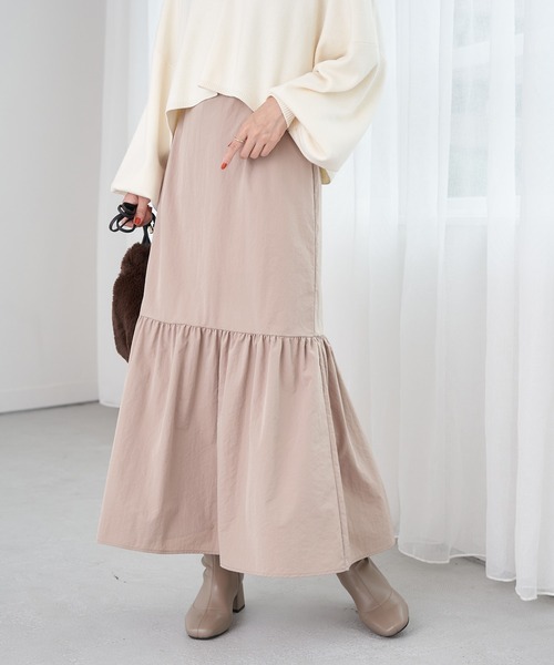 earth music&ecology(アースミュージックアンドエコロジー)の「ギャザー切替ボリュームスカート(スカート・レディース・ブラック/モカ/グリーン/ネイビー・S/M)」の3枚目の写真