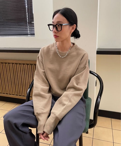 Didot.showroom(ディドット ショールーム)の「【DIDOT.】ミニマルクロップドMTM(スウェット・レディース・カーキ/ネイビー/ベージュ/ブラック/グレー・FREE/L)」の13枚目の写真