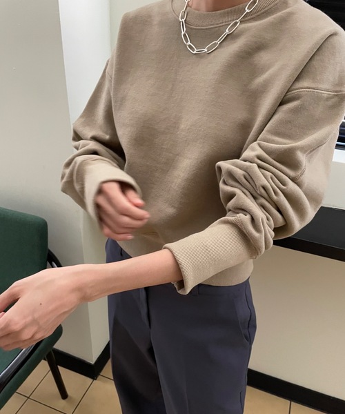 Didot.showroom(ディドット ショールーム)の「【DIDOT.】ミニマルクロップドMTM(スウェット・レディース・カーキ/ネイビー/ベージュ/ブラック/グレー・FREE/L)」の8枚目の写真