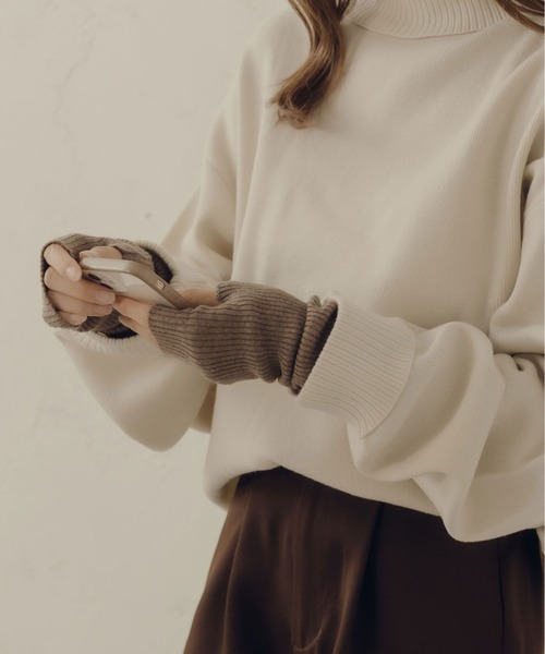 fupel（フぺル）の「リブ編みアームカバー（アームカバー・レディース・モカ/ベージュ/ブラウン系その他・FREE）」の2枚目の写真