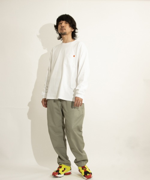UNIVERSAL OVERALL(ユニバーサルオーバーオール)の「ポケットロングスリーブTシャツ【POCKET LONG SLEEVE】(Tシャツ/カットソー・メンズ・ダークグリーン/ブラック/ホワイト/オートミール/ライトグリーン・M/L/XL/S)」の12枚目の写真