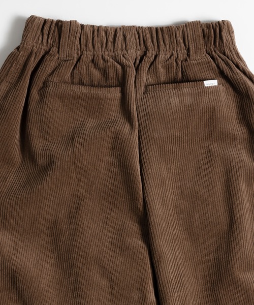 MUHET(ミュエータ)の「コーデュロイバルーンパンツ(その他パンツ・レディース・イエロー/ネイビー/ブラウン・X-LARGE/SMALL/MEDIUM)」の10枚目の写真