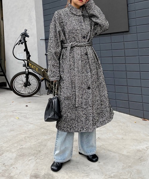 WHO'S WHO gallery（フーズフーギャラリー）の「ハイネックコート（その他アウター・レディース・ダークグリーン/オフホワイト/ブラック・FREE）」の2枚目の写真