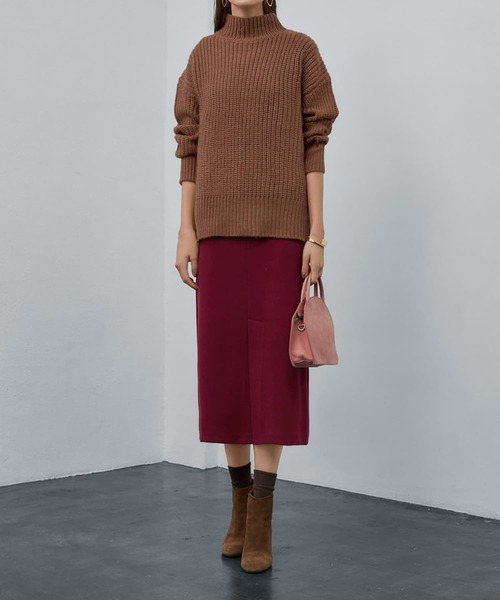 STYLE DELI（スタイルデリ）の「ローゲージスタンドネックニット（ニット/セーター・レディース・ブラック/アイボリー/キャメル・FREE）」の4枚目の写真