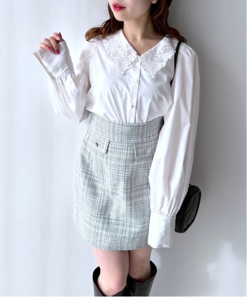 OLIVE des OLIVE(オリーブデオリーブ)の「ビジューボタンタイトミニスカート(スカート・レディース・オフホワイト/チャコールグレー/サックスブルー/ブラック・FREE)」の20枚目の写真